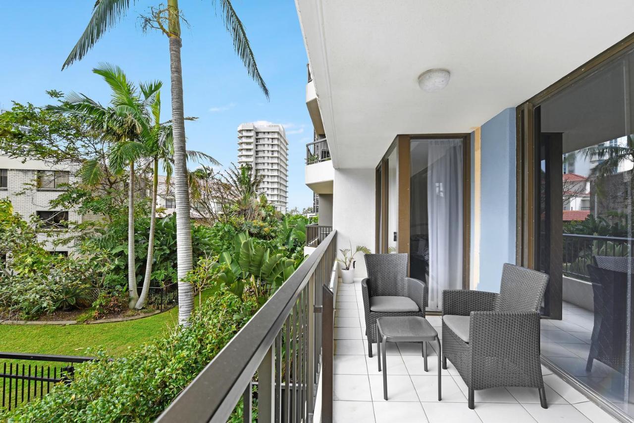 Surfers Century Oceanside Apartments Gold Coast Buitenkant foto