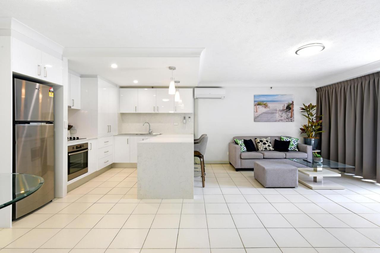 Surfers Century Oceanside Apartments Gold Coast Buitenkant foto