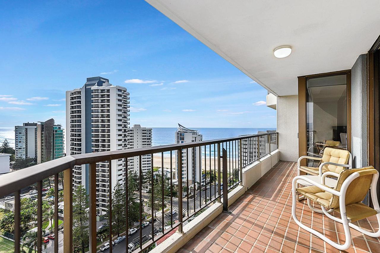 Surfers Century Oceanside Apartments Gold Coast Buitenkant foto