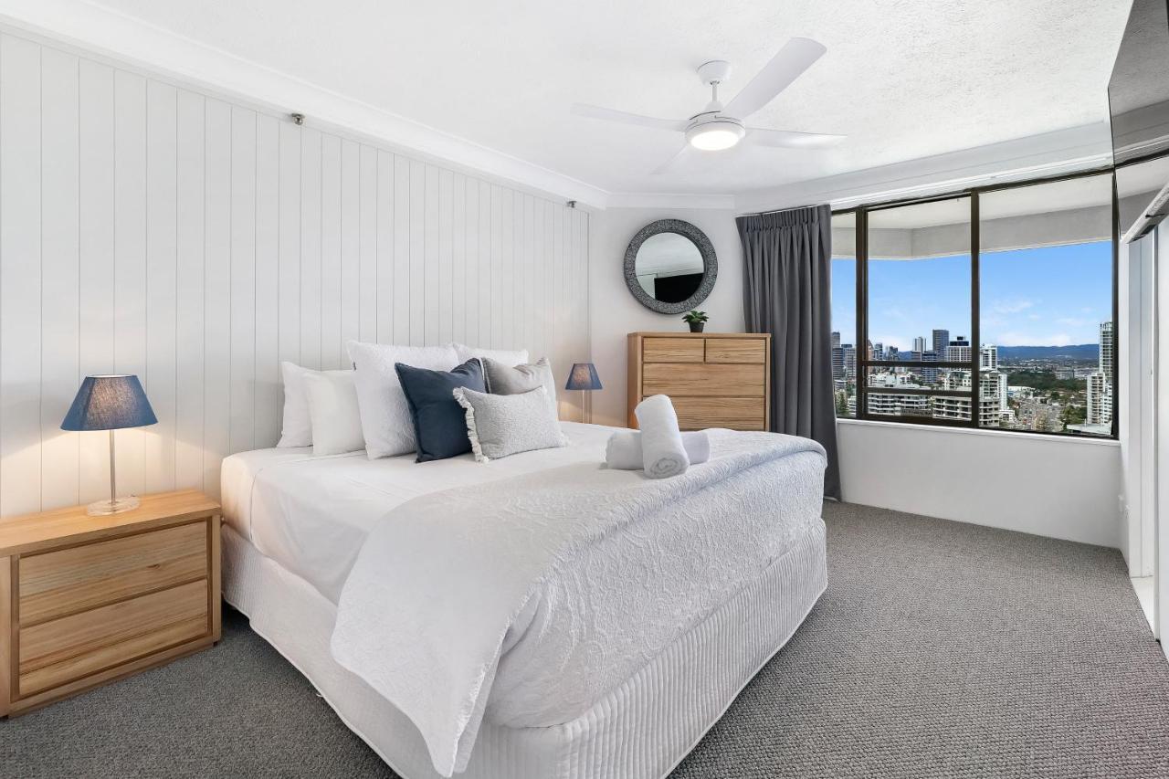 Surfers Century Oceanside Apartments Gold Coast Buitenkant foto