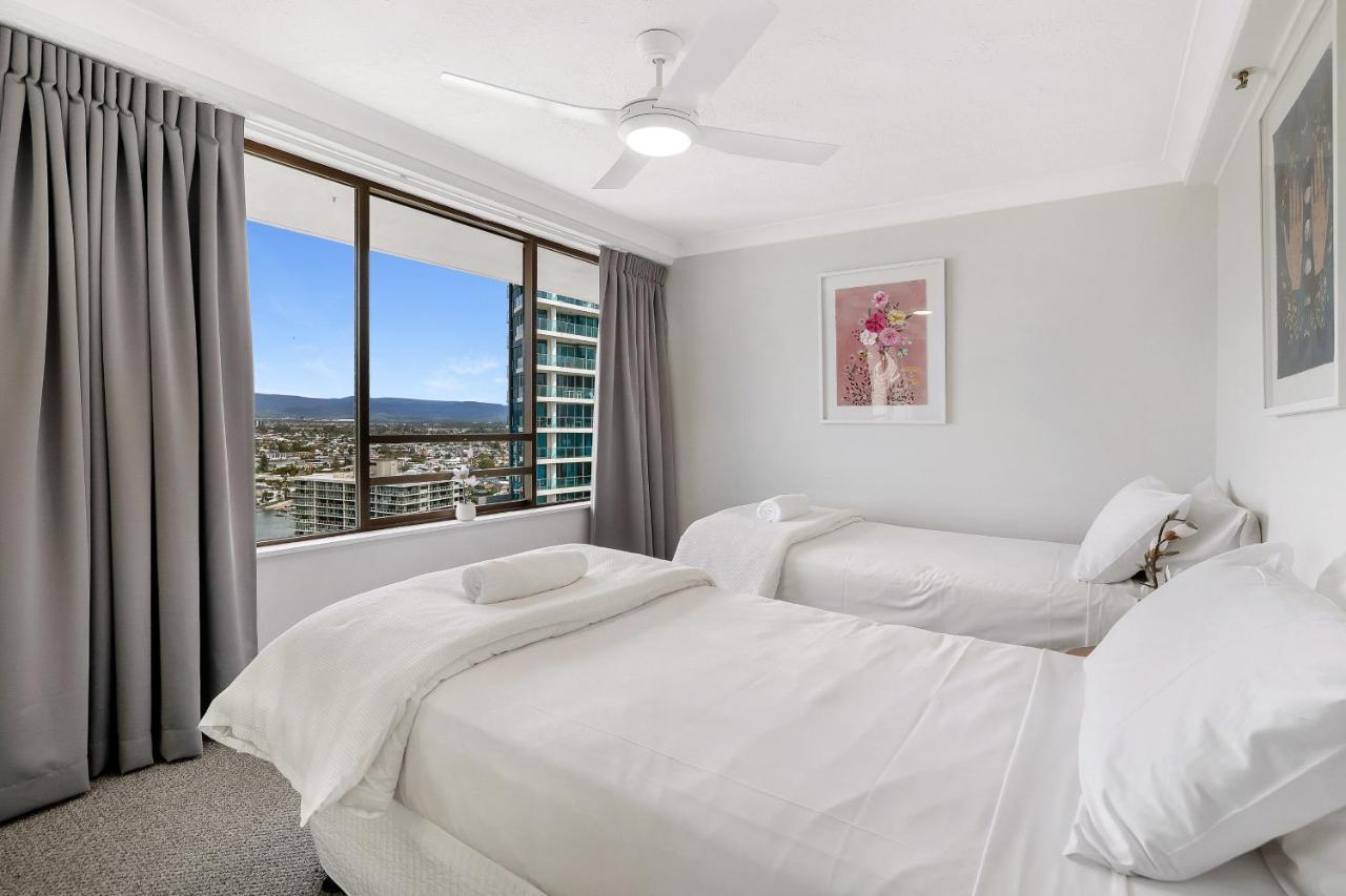 Surfers Century Oceanside Apartments Gold Coast Buitenkant foto